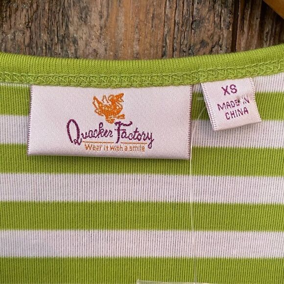 Quacker Factory Sz XS NWT Green Stripe Sequins Top - Picture 6 of 10